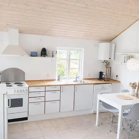 Roligt Nær Vandet På Thurø Feriehus *