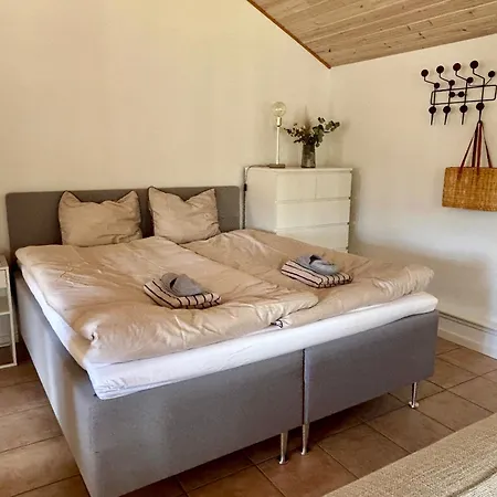 Roligt Gaestehus Naer Vandet Pa Thuro Ferienhaus *