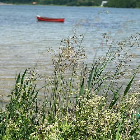 Roligt Gaestehus Naer Vandet Pa Thuro * Svendborg