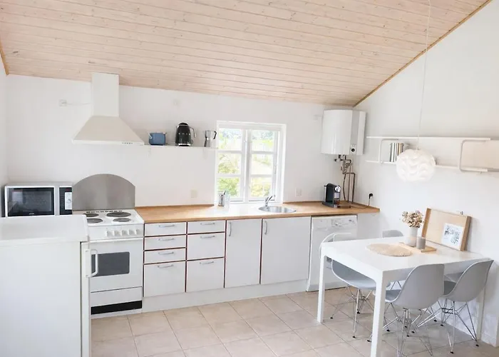 Roligt Nær Vandet På Thurø Feriehus *